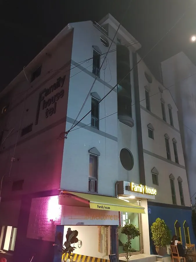 Hotel Family House Hongdae Seúl 0*,